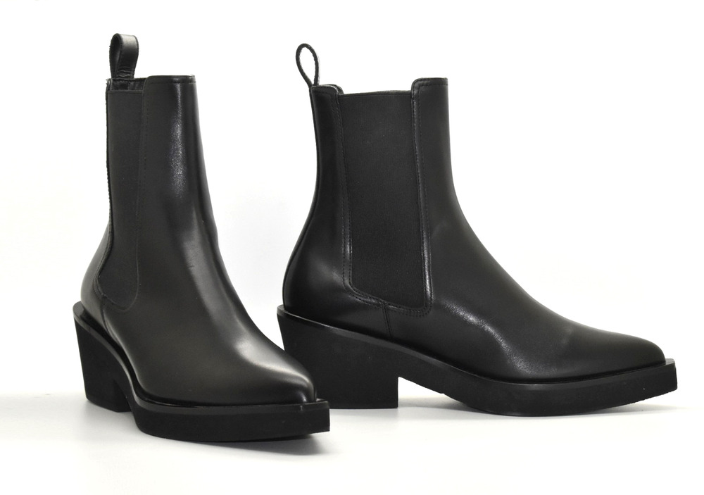 C0 NWOB ROBERT CLERGERIE Black Leather Angular Toe Tegan Boot Shoes Size 39.5